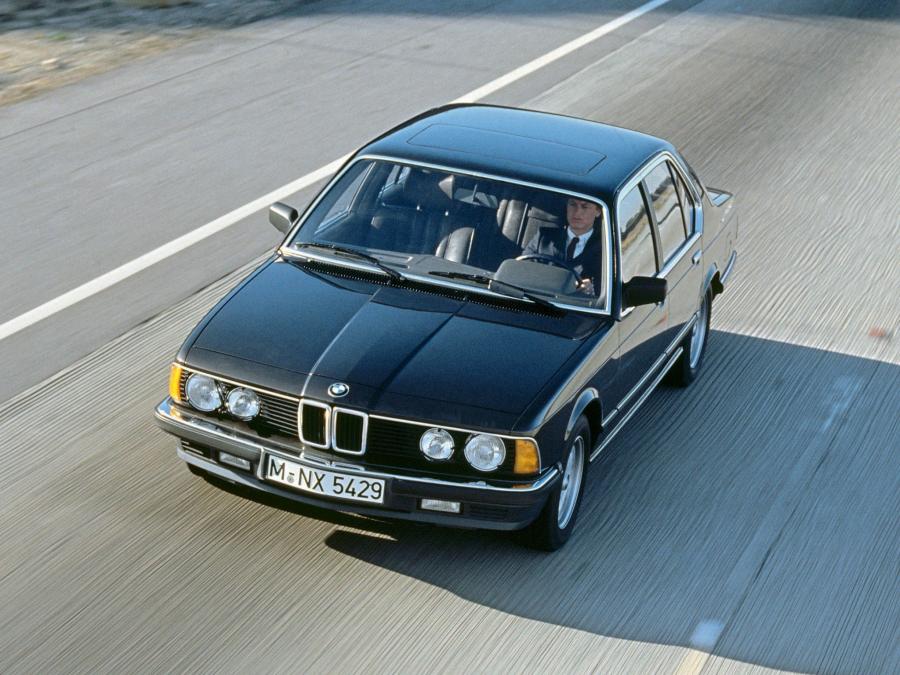 BMW 745i 1980 года  (фото 6 из 6)